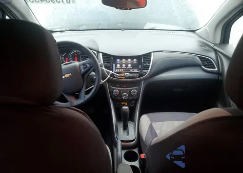 2020 Chevrolet Trax Ls z USA, uszkodzony, nr VIN KL7CJNSBXLB324407